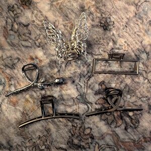 Silver and Gunmetal Hair Accessory Set with Intricate Design